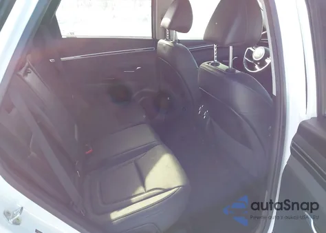 2022 Hyundai Tucson Sel z USA, uszkodzony, nr VIN 5NMJCCAE1NH049481